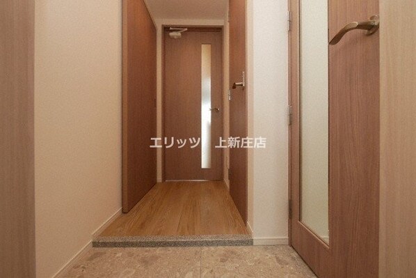 アヴェニール中崎の物件内観写真